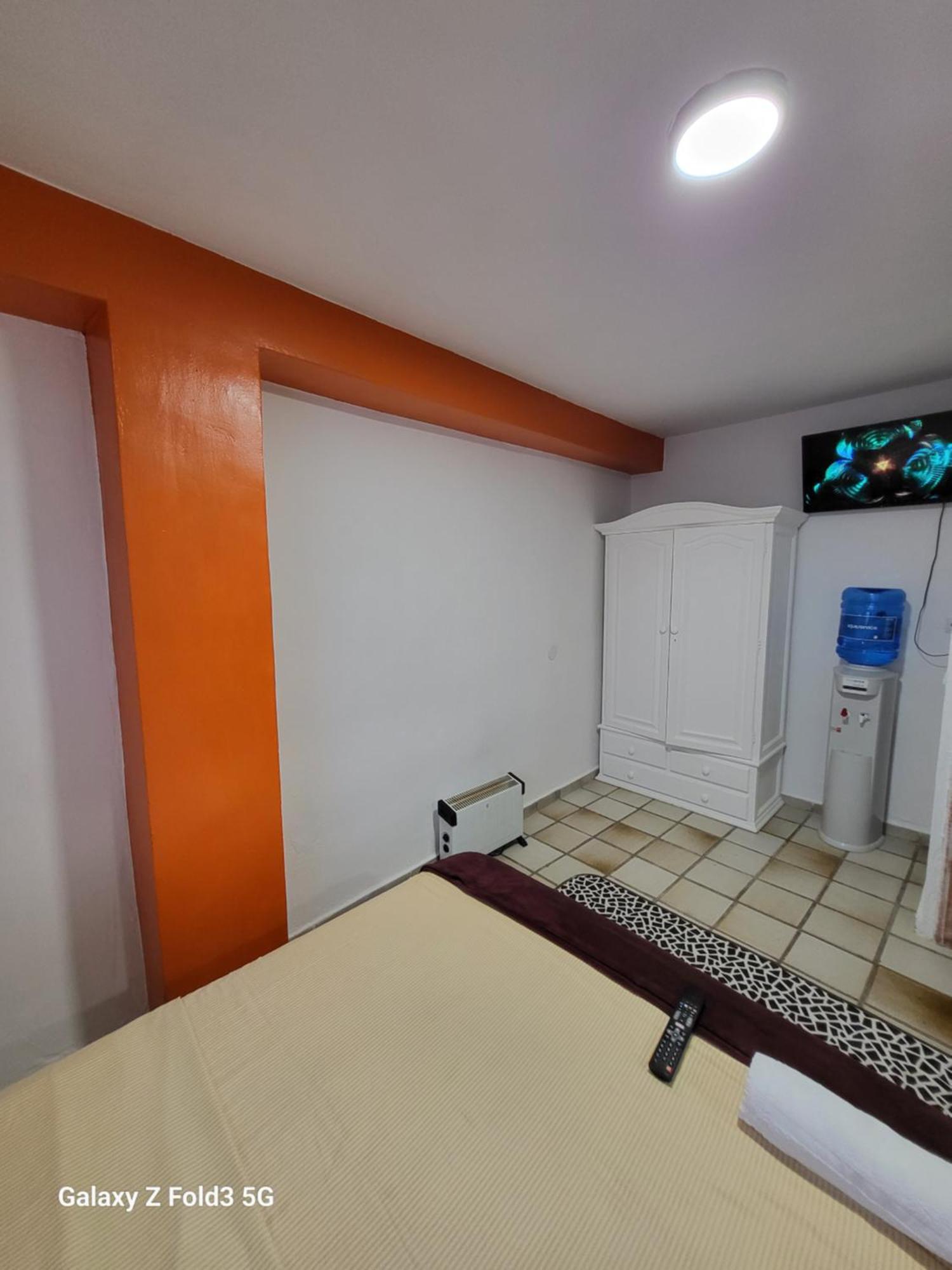 Habitacion Muy Centrica. Grenada Zewnętrze zdjęcie